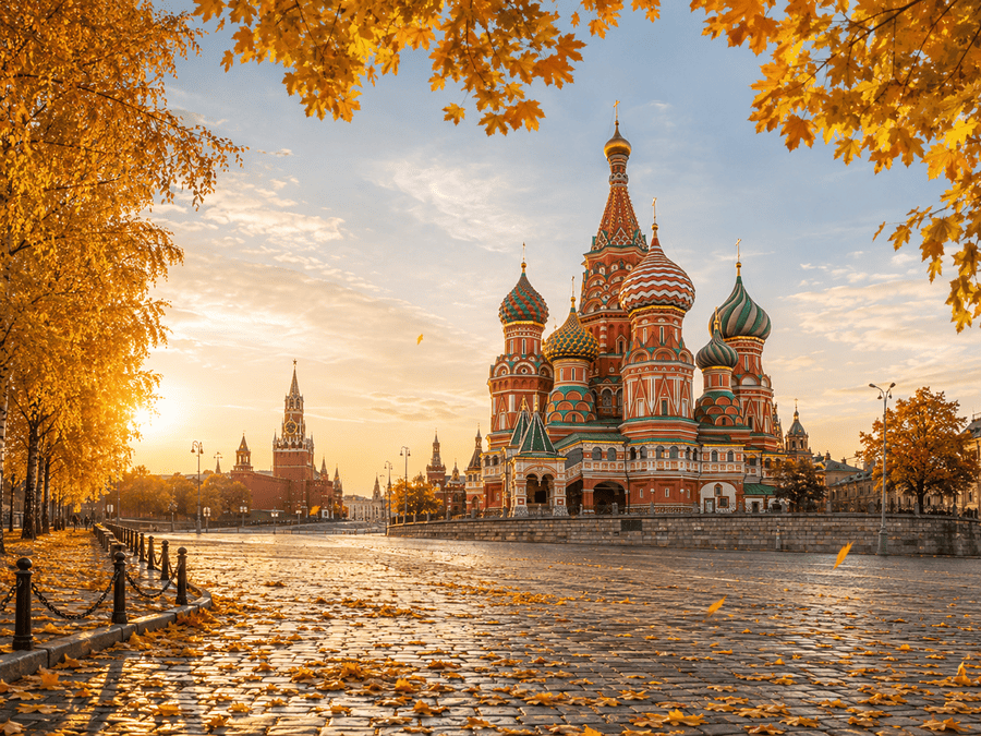 Moscow mùa thu tại Quảng trường Đỏ và Nhà thờ Thánh Basil